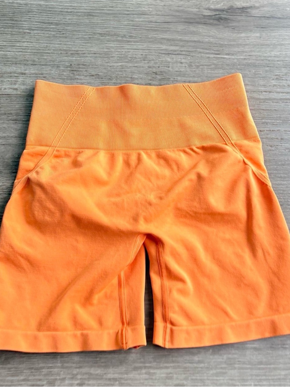 Oner Active Effortlesslift Seamless Shorts White Logo Powdered Orange Size Small